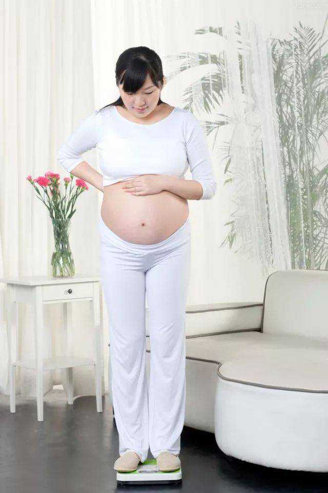 产后恶露护理注意事项具有以下9个要点